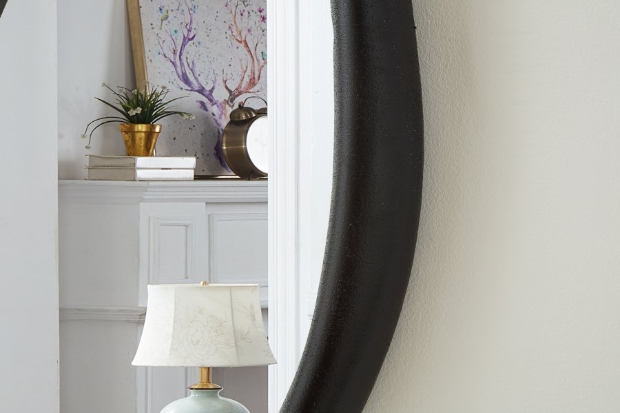 Holland Polyresin Frame Mirror - Image 5