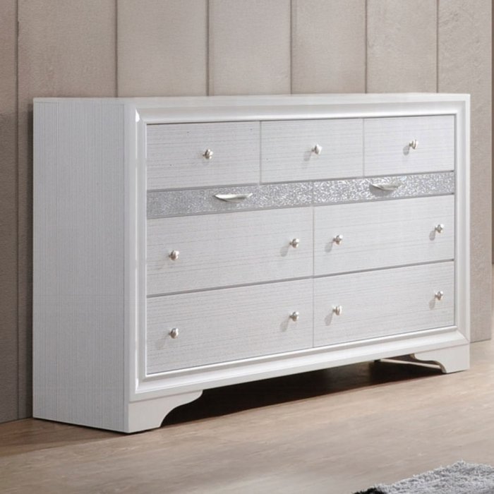Naima Dresser