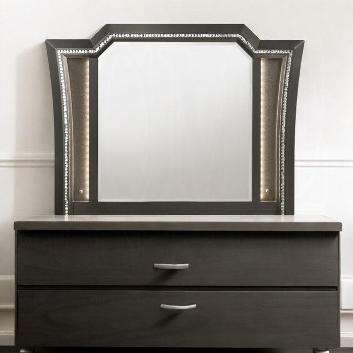 kaitlyn mirror w/led