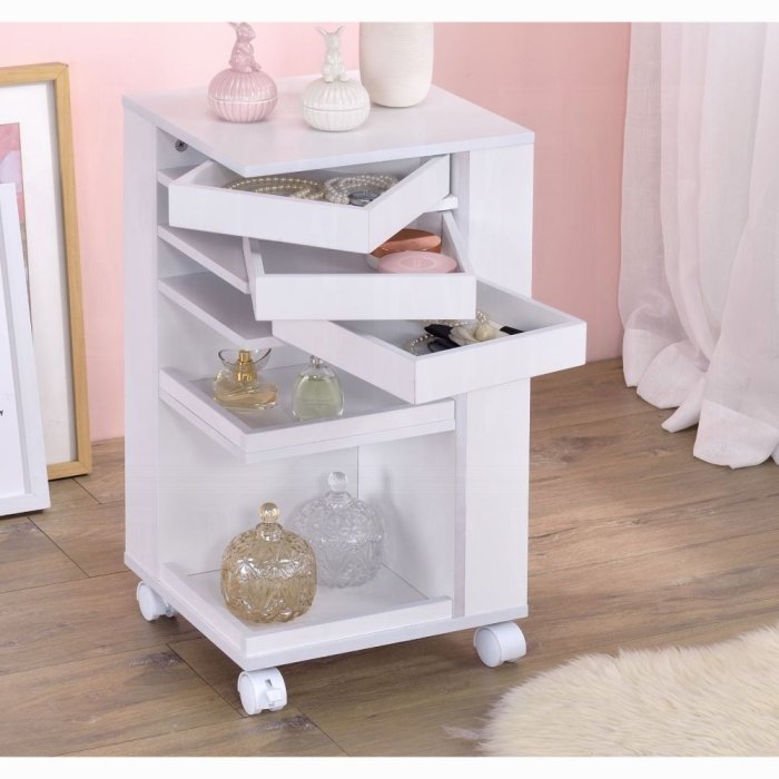 Nariah Cart
