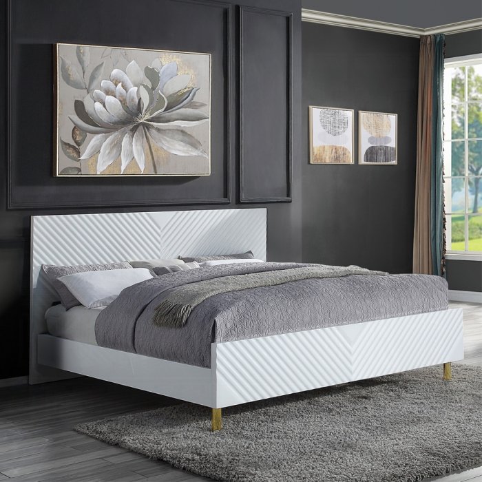 Gaines Queen Bed