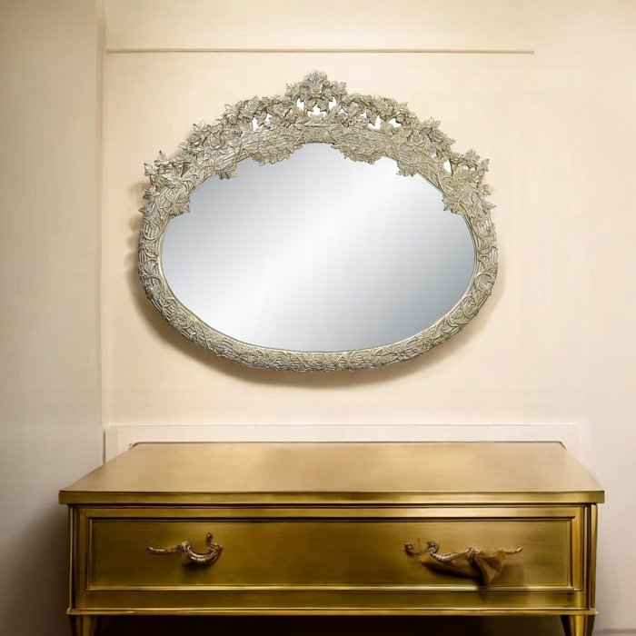 sorina mirror