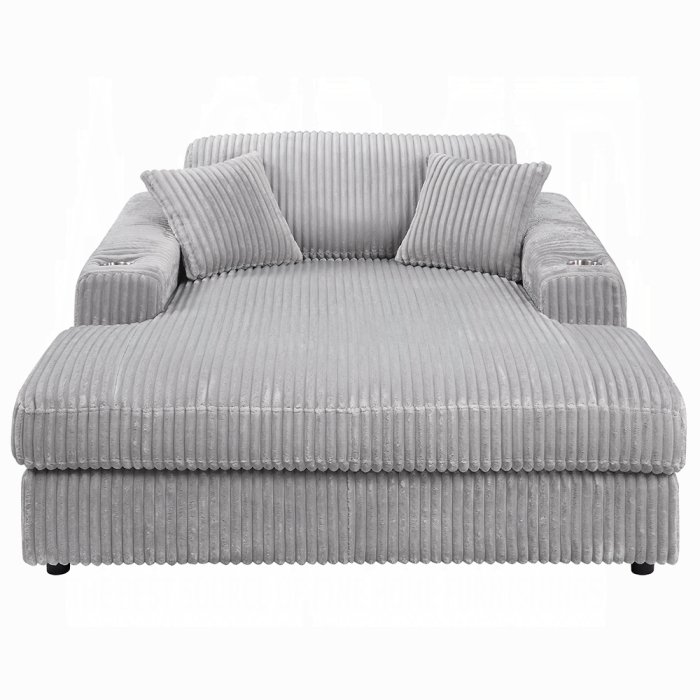 hilde chaise w/2 pillows